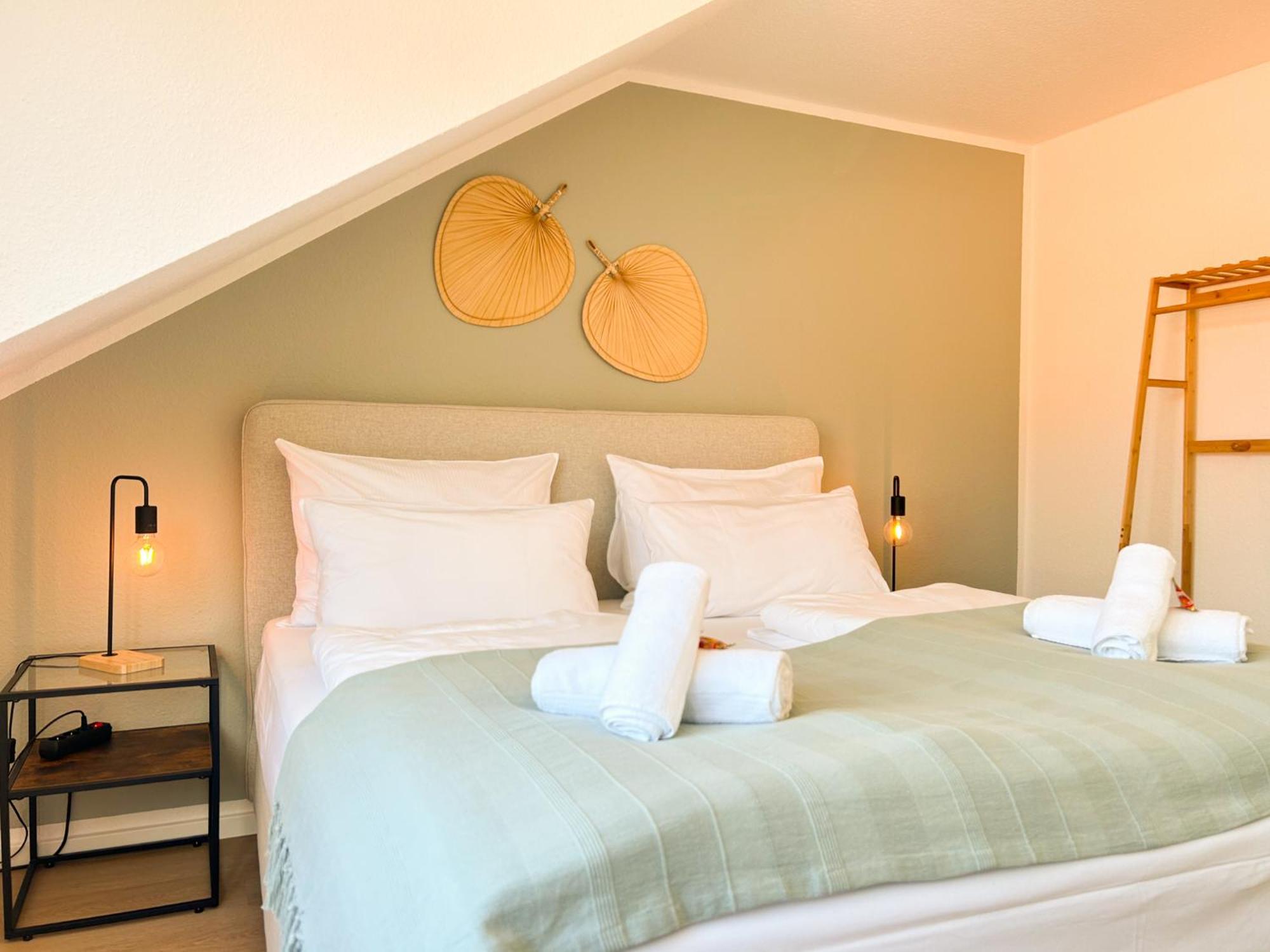 Iii Kingsizebetten L Balkon L Naehe Dom Und Universitaet Apartment